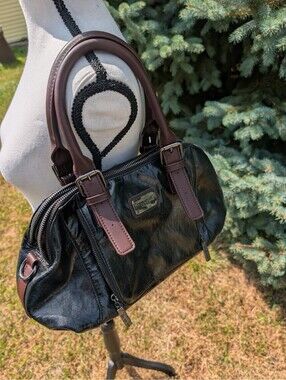 Xidibaoluo Black and Brown Leather Handbag with Double Handles